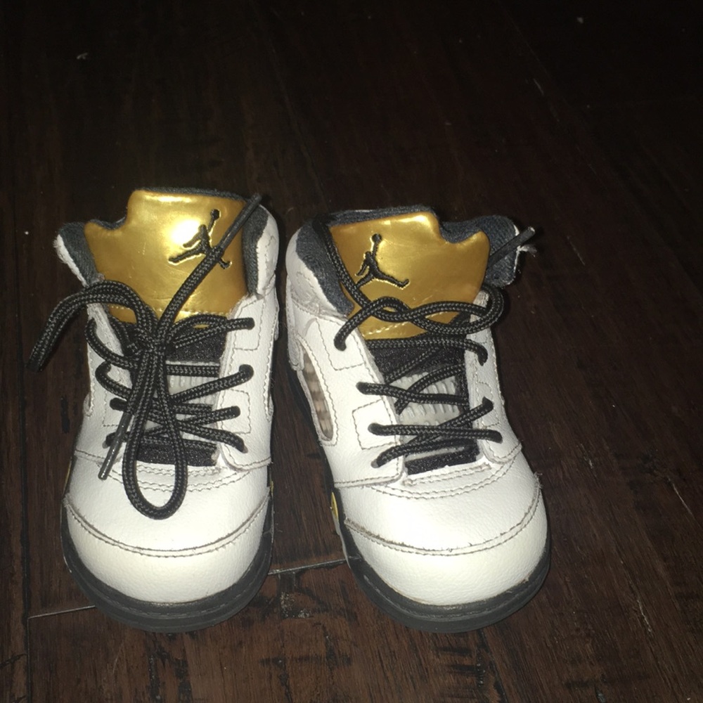 Children 👶 Jordan 5s